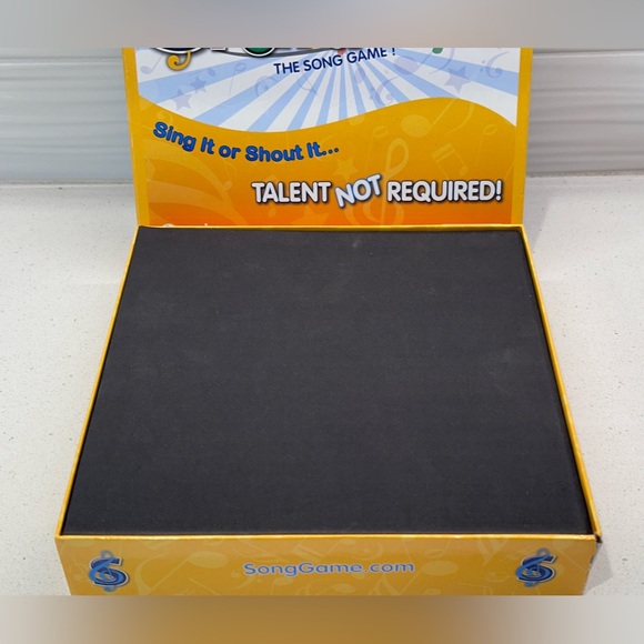 Spontuneous: The Song Game - Sing It Or Shout It! -Board Game - Complete Set - Picture 13 of 14
